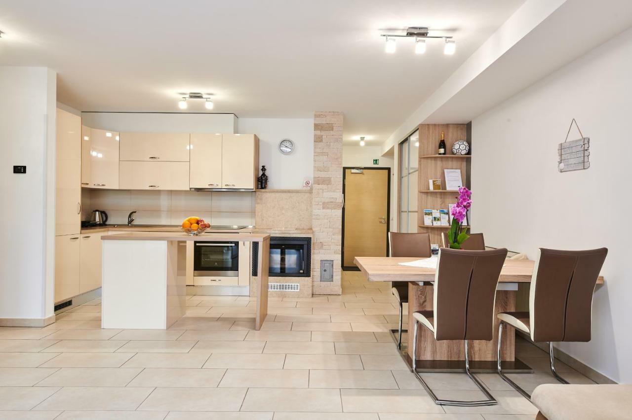 Apartman Leon Умаг Экстерьер фото