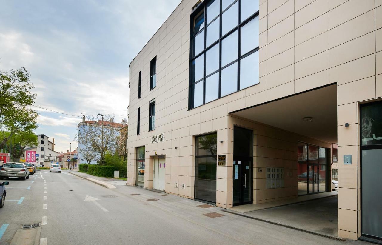 Apartman Leon Умаг Экстерьер фото